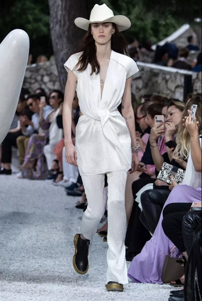 2018美国秋季服饰流行趋势：哪些单品将占据衣橱C位？